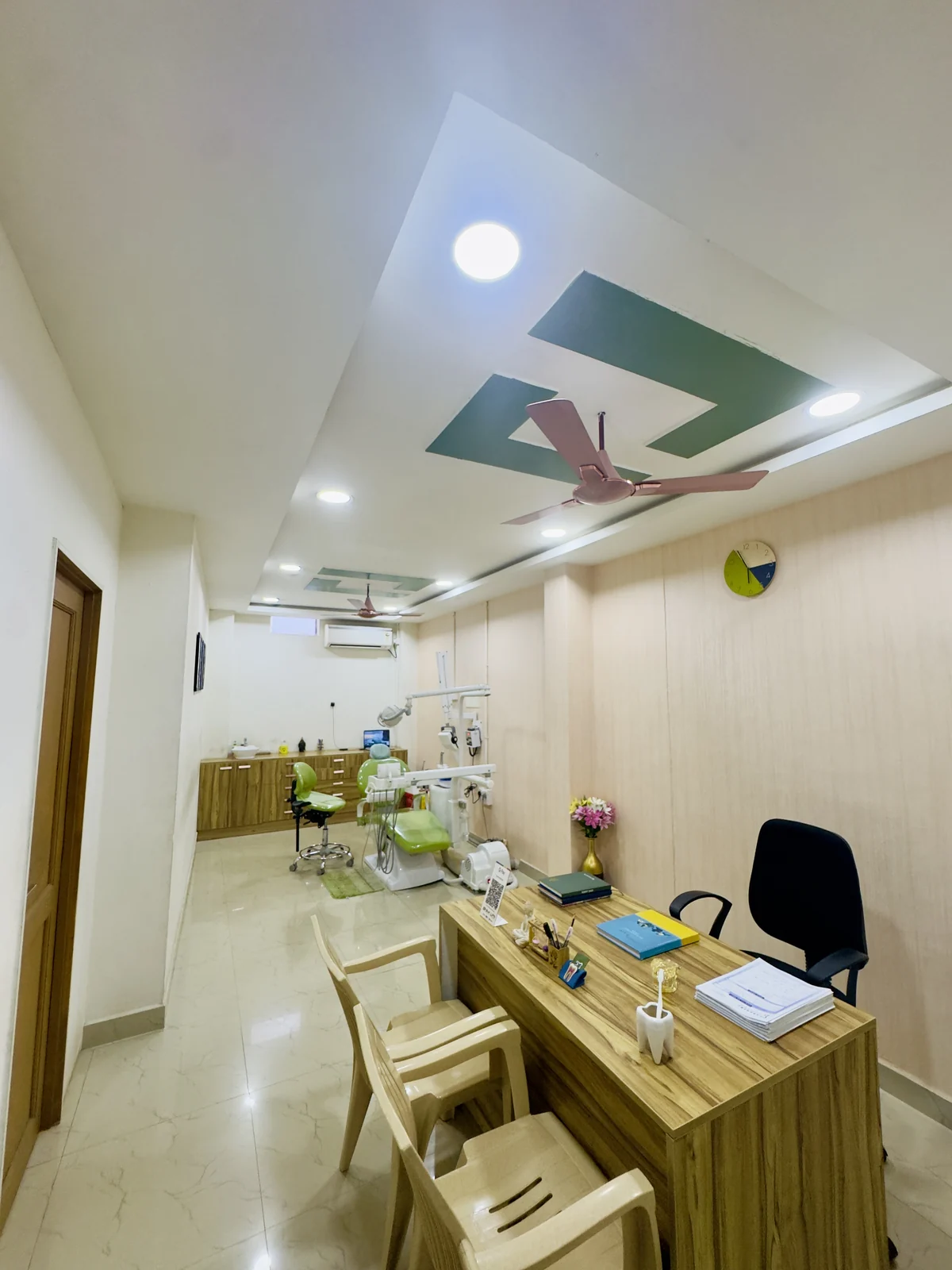 Shanthi Dental Care - Consultation Suite